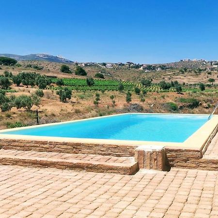 Apartamento Summer House With A Pool Near Sea, Port & Airport Rafína Exterior foto
