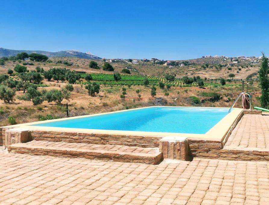 Apartamento Summer House With A Pool Near Sea, Port & Airport Rafína Exterior foto