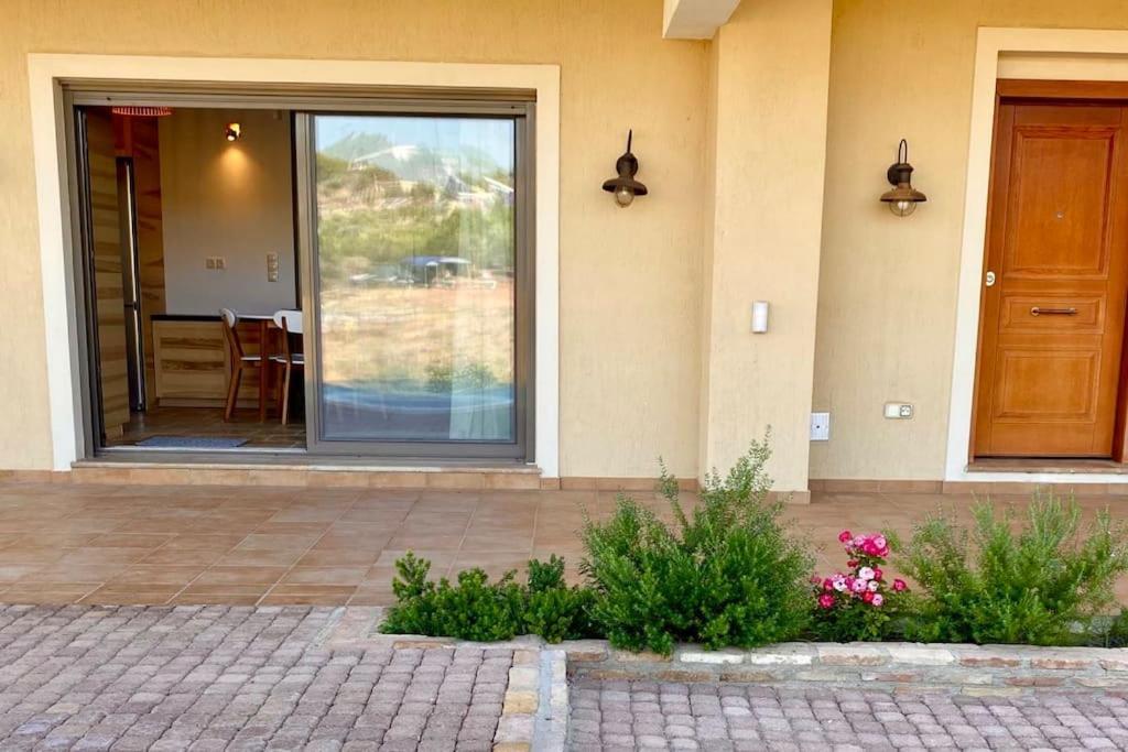 Apartamento Summer House With A Pool Near Sea, Port & Airport Rafína Exterior foto